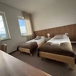 Hotel Dębowa Góra *